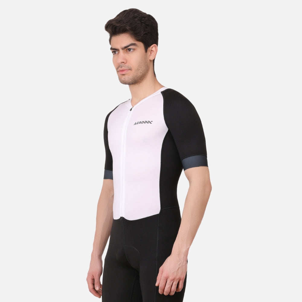 Close-up of the Aerodoc logo on the White Men Triathlon Suit emphasizing its premium quality.