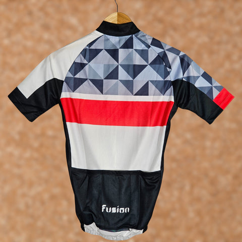 Fusion Cycling Jersey D2 High Quality Half/Full Sleeves Feature Lightweight Material