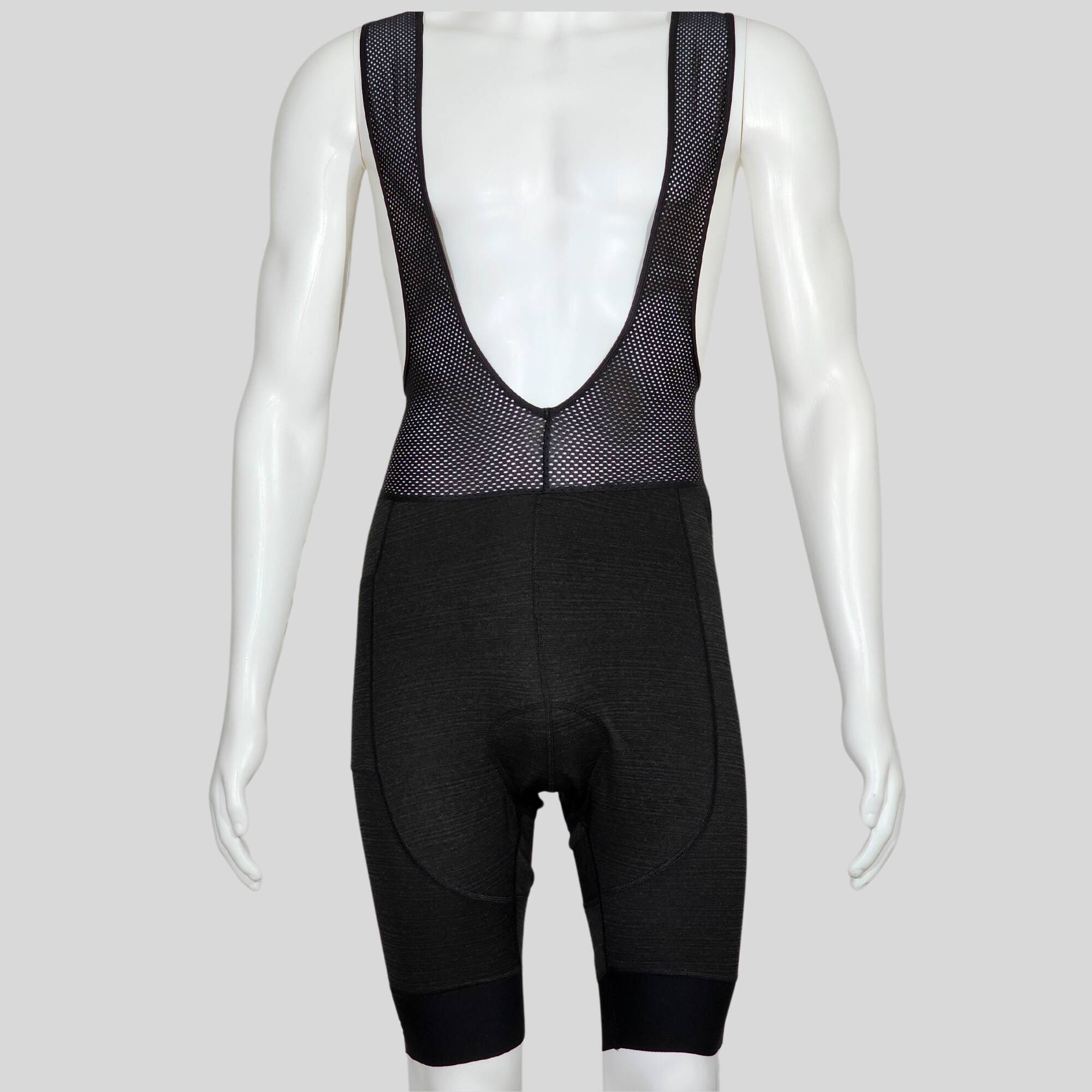 Aerodoc Ignite Vampire Gray Cycling Bibshorts with Reflective Zipper, Power Band, and 2 Pockets