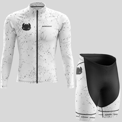 Premium silicone grippers on Aerodoc bib shorts for a non-slip fit during cycling.