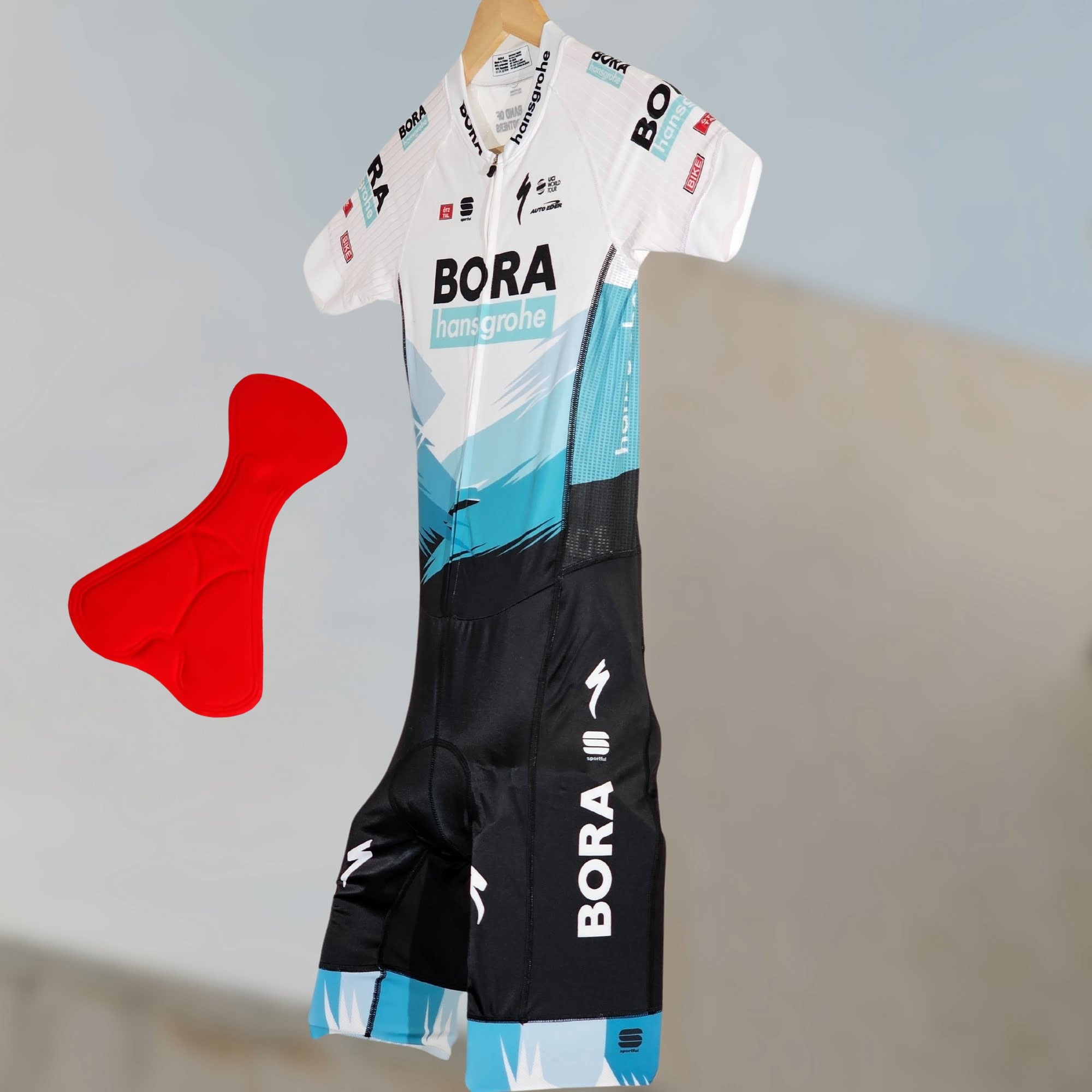 BORA Racefit Triathlon Suit: Optimized for Swimming, Running, and Cycling