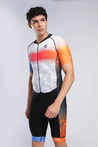 Aerodoc blazewave Tri Suit cycling shorts thigh detail