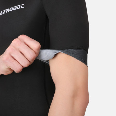 Detailed view of the breathable Lycra fabric in the Aerodoc Black Men Triathlon Suit, designed for comfort and quick-drying performance.