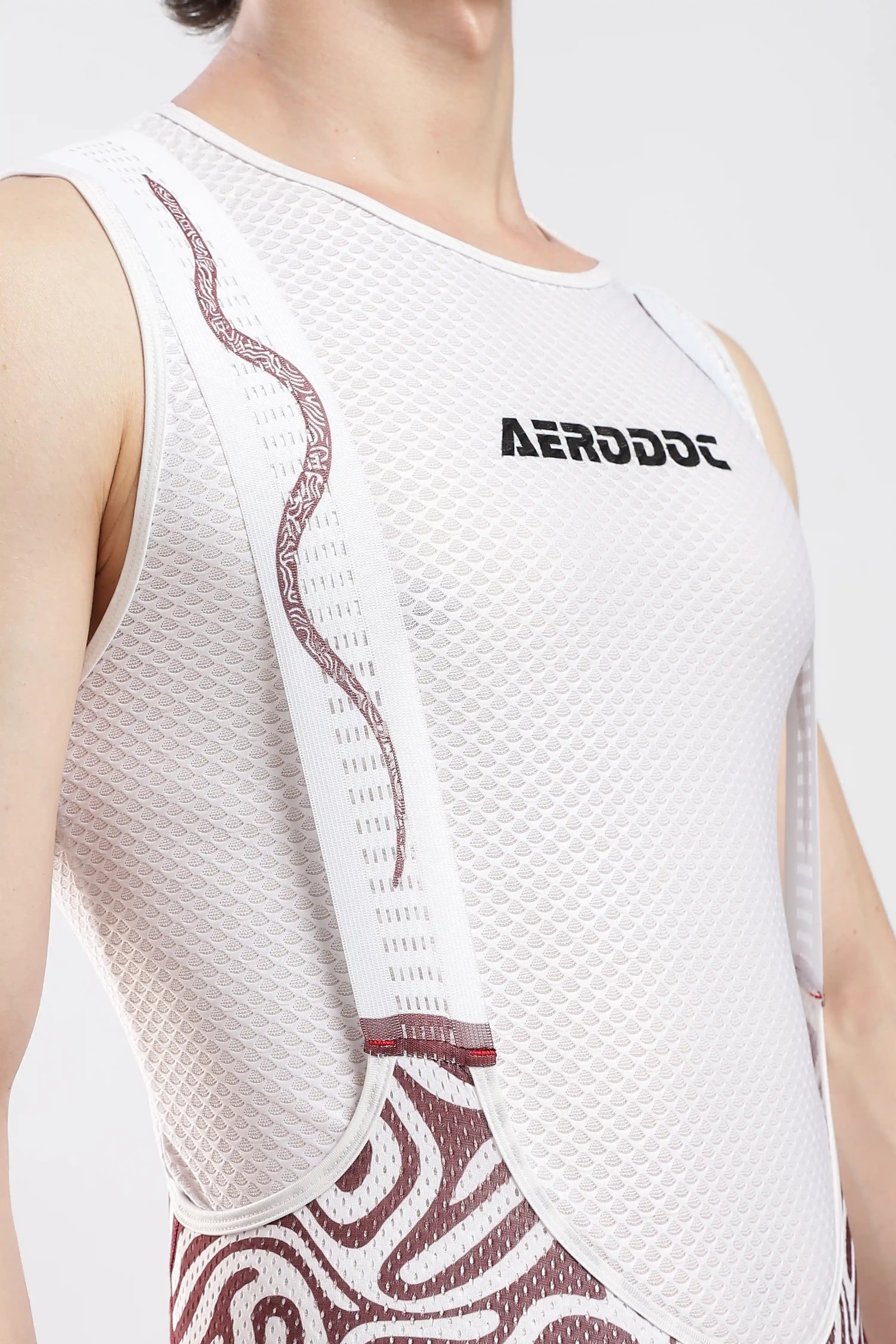 Close up of breathable mesh fabric Aerodoc Nitro cycling bib shorts