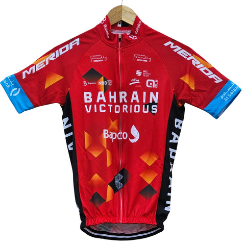 Bahrain High Quality Cycling Jersey Pro Bicycle Team Cycling Bib Shorts and Full/Half Sleeve GelPad