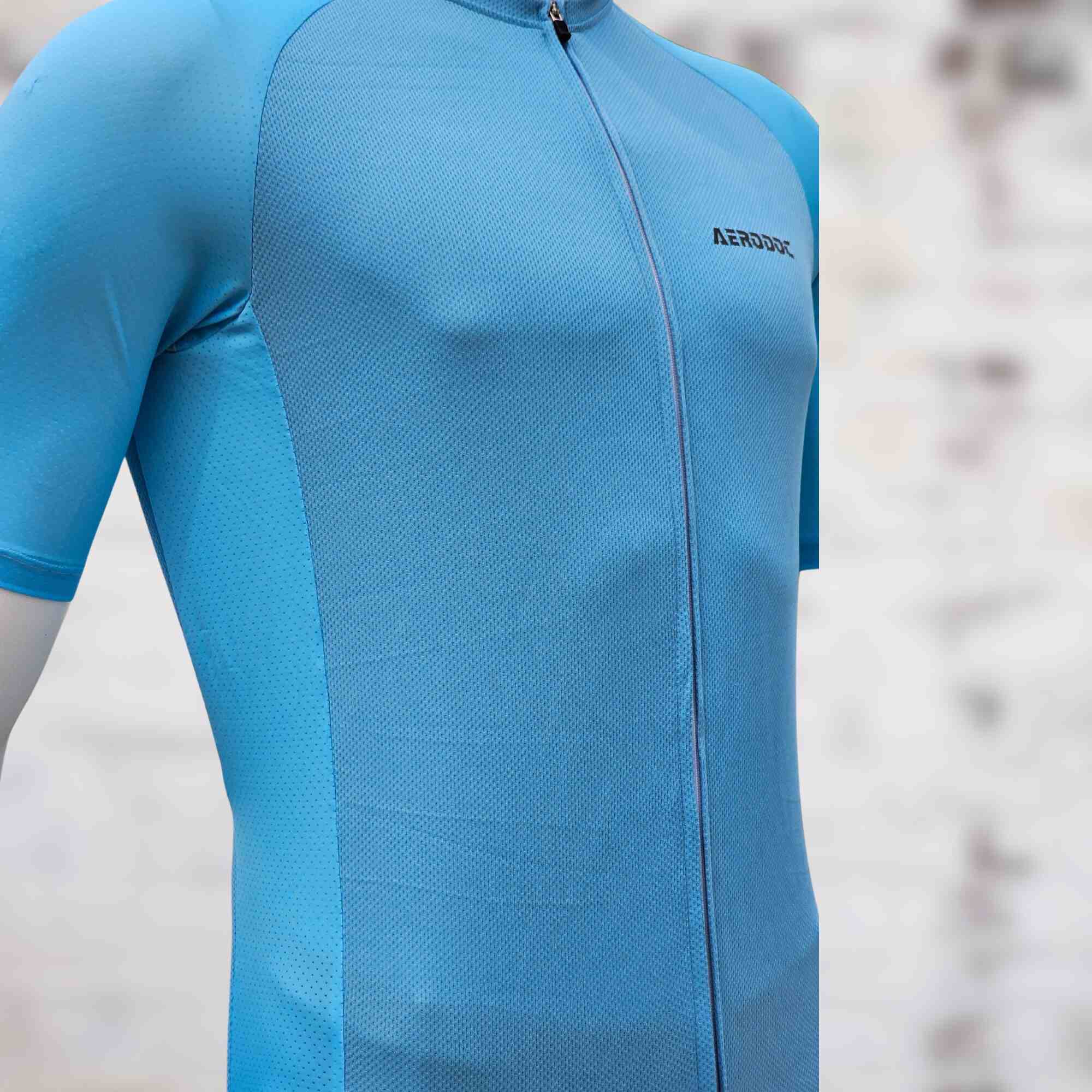 Aerodoc Glide Light Blue Cycling jersey with waterproof zipper pocket