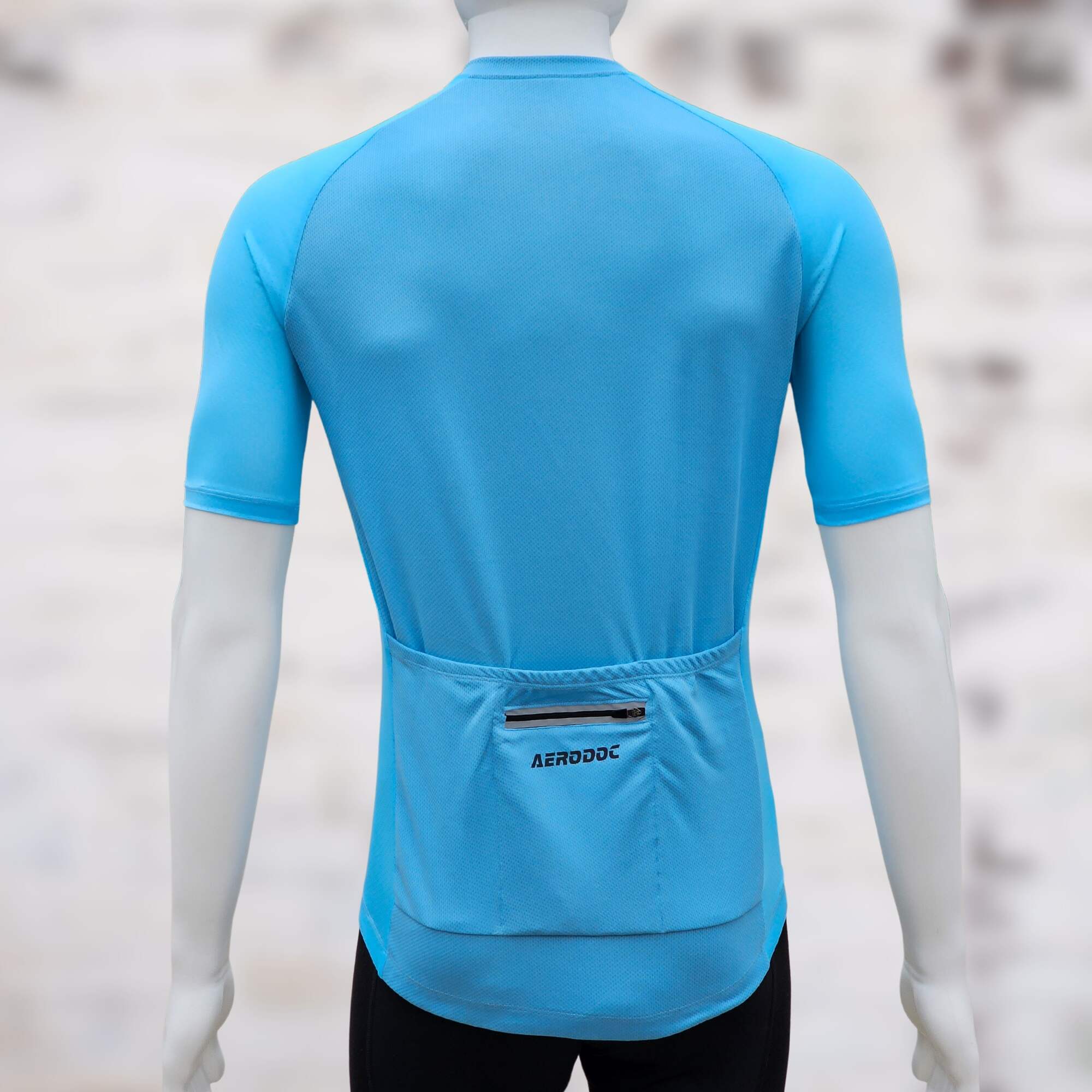 Aerodoc Glide Light Blue Cycling jersey with waterproof zipper pocket